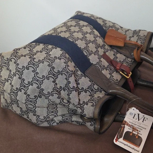 Celine 1980's Vintage Ultra Rare Collectors Piece Canvas/Leather expandable tote - Picture 10 of 17